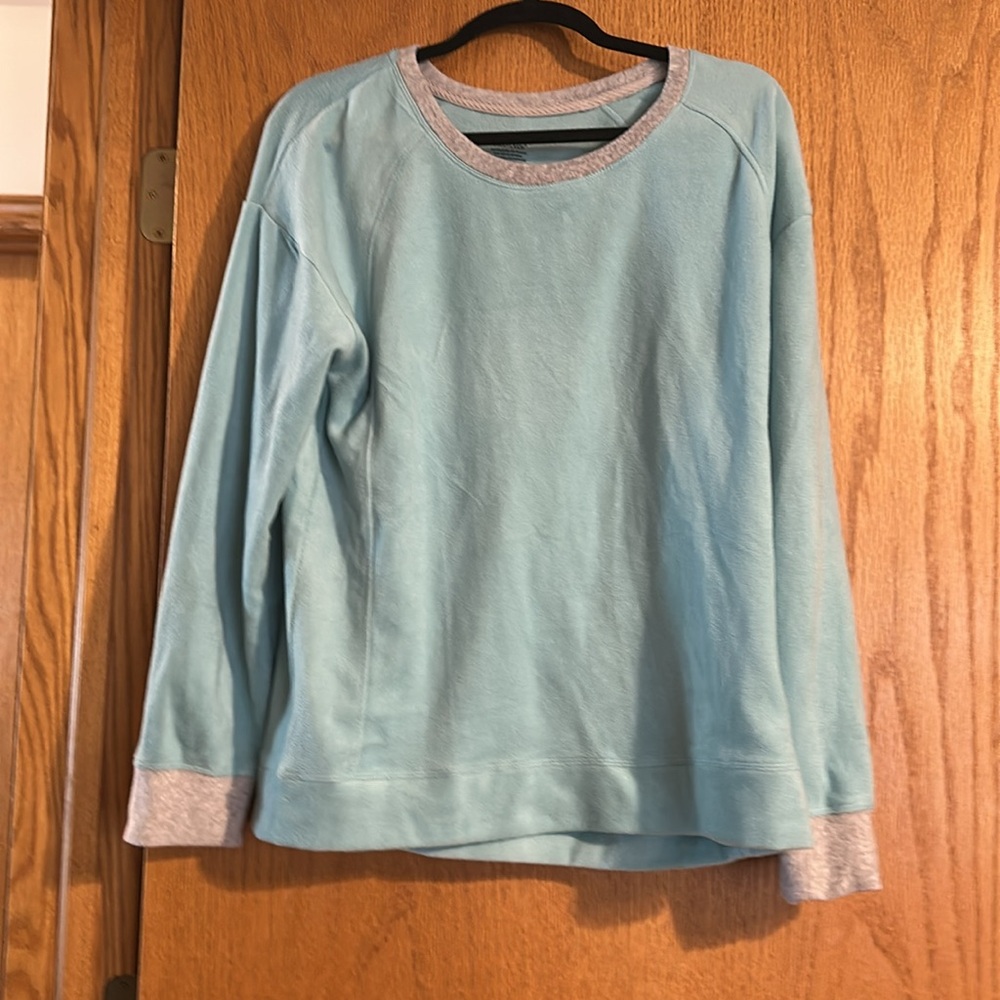 Cuddl Duds Soft Fleece Pajama Set - Picture 2 of 9